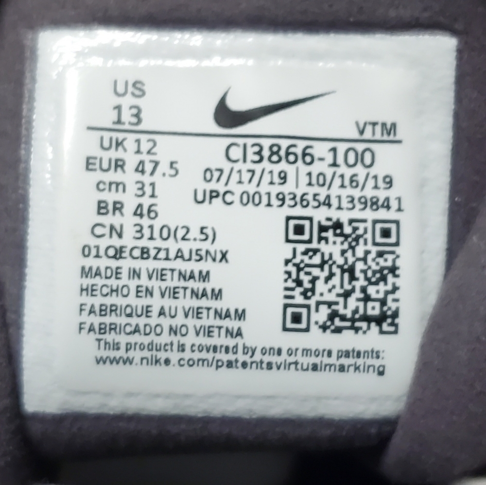 Nikes - Picture 3 of 3